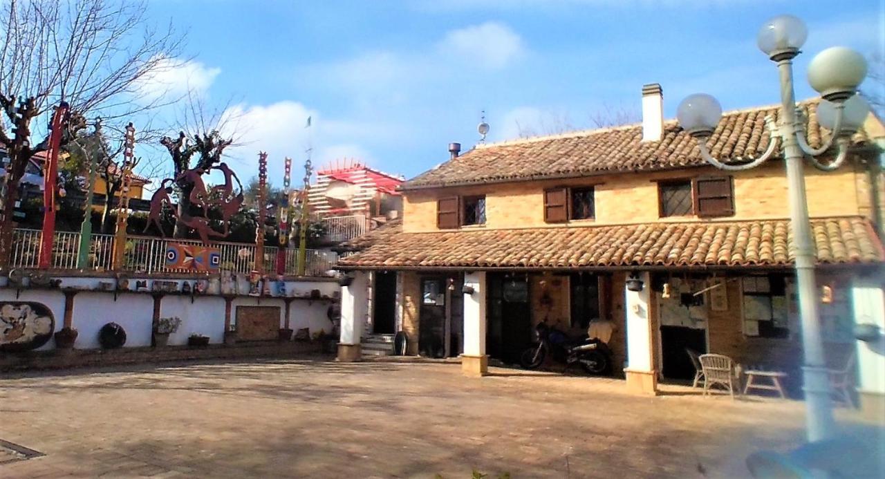 Barbagianni Villa เซนีกัลเลีย ภายนอก รูปภาพ